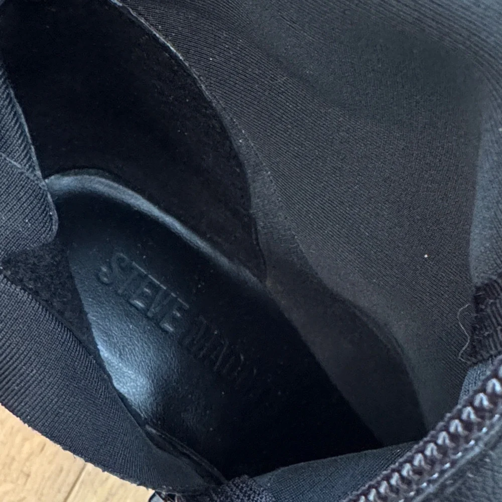 Steve Madden Black Knee-High Women's Boots - Picture 13 of 13